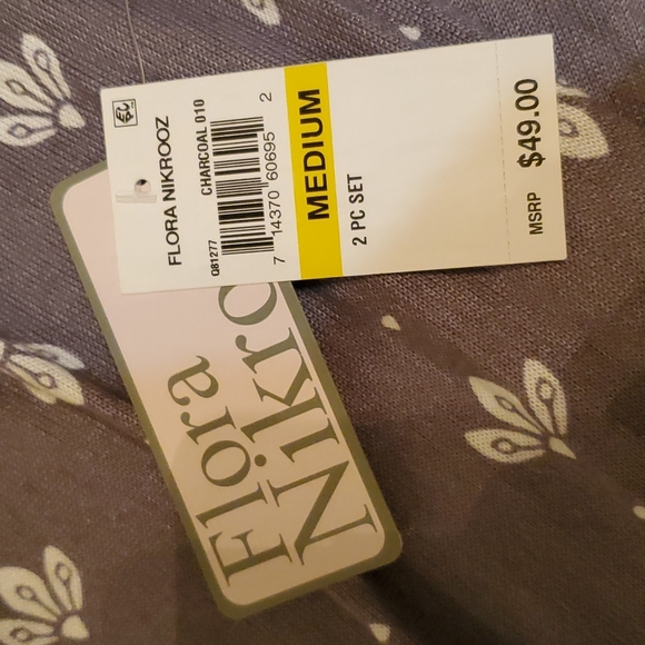 🌶REDUCED🌶FLORA NIKROOZ 2pc dreamy sweater sleepwear set in gray and white - Picture 13 of 16